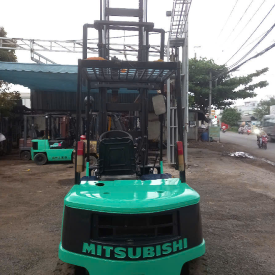 Xe nâng Mitsubishi 2 tấn cao 3m