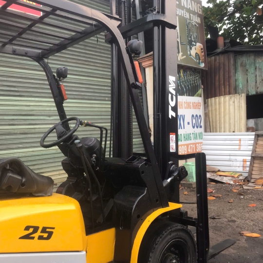 Xe nâng hiệu TCM Trọng Tải 2 Tấn 5