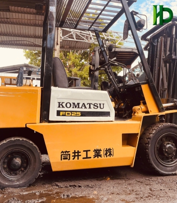 Xe nâng hiệu Komatsu hàng mới về