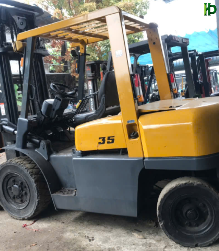 Xe nâng TCM 3 Tấn 5