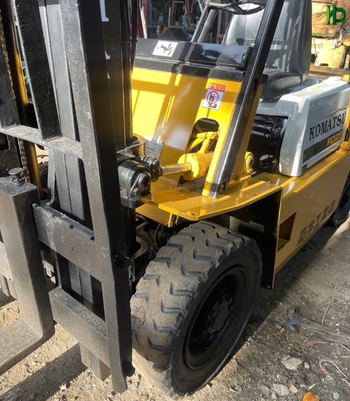 Xe nâng hiệu Komatsu hàng mới về