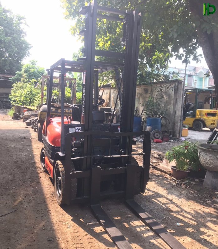 Xe nâng hiệu Toyota