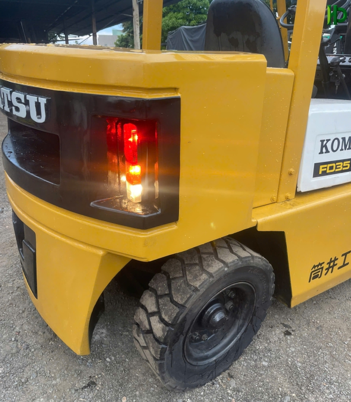 Xe Nâng Komatsu 3.5 Tấn